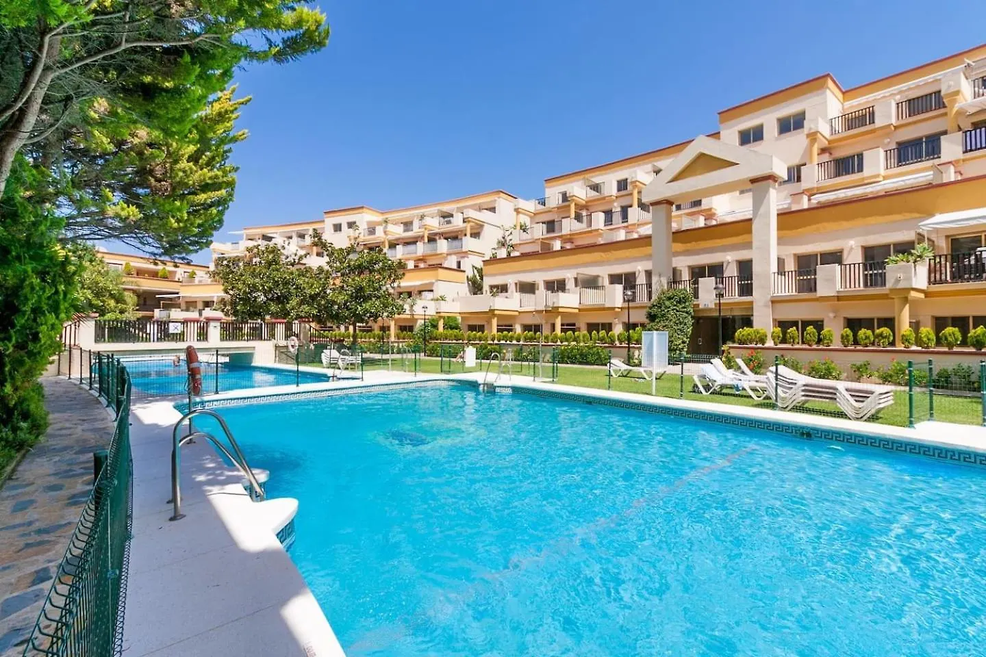 Oleholidays 345 Romana Playa Atico Vistas Al Mar Apartment Marbella