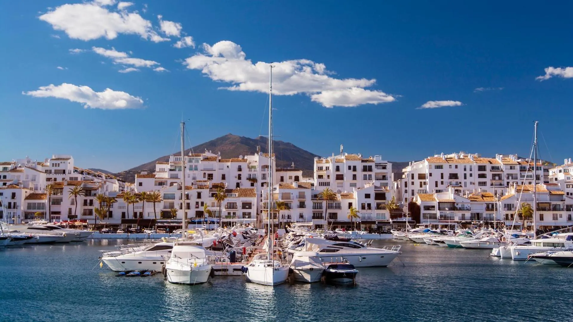 Oleholidays 345 Romana Playa Atico Vistas Al Mar Apartment Marbella