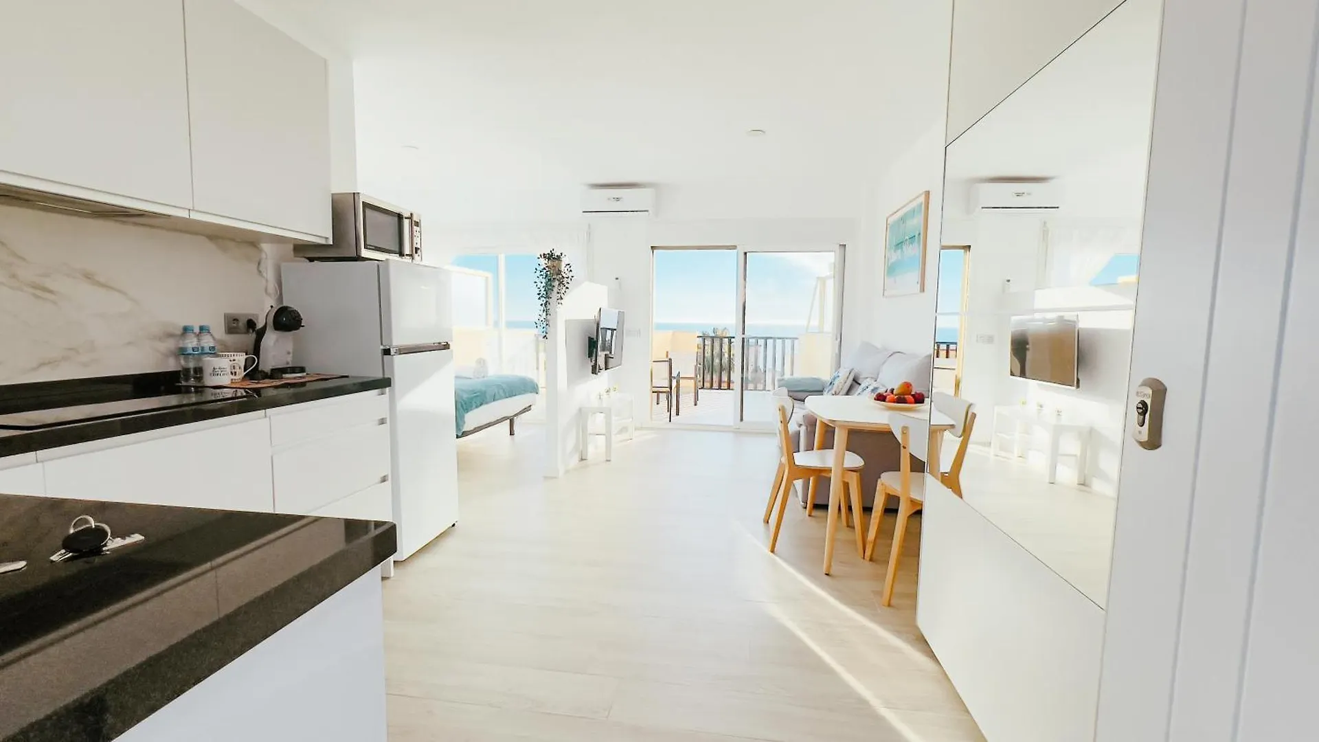 Oleholidays 345 Romana Playa Atico Vistas Al Mar Apartment Marbella